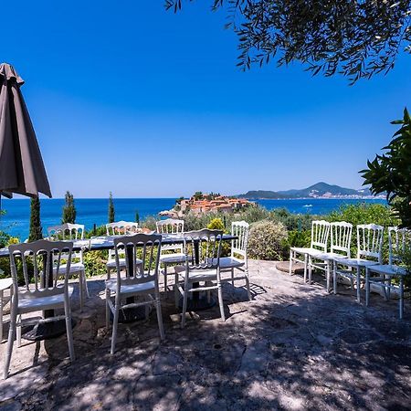 Sun Rose Apartments Sveti Stefan Exteriér fotografie