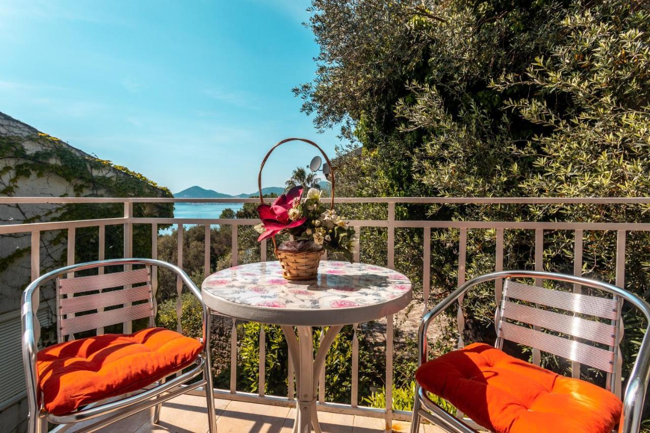 Sun Rose Apartments Sveti Stefan Exteriér fotografie