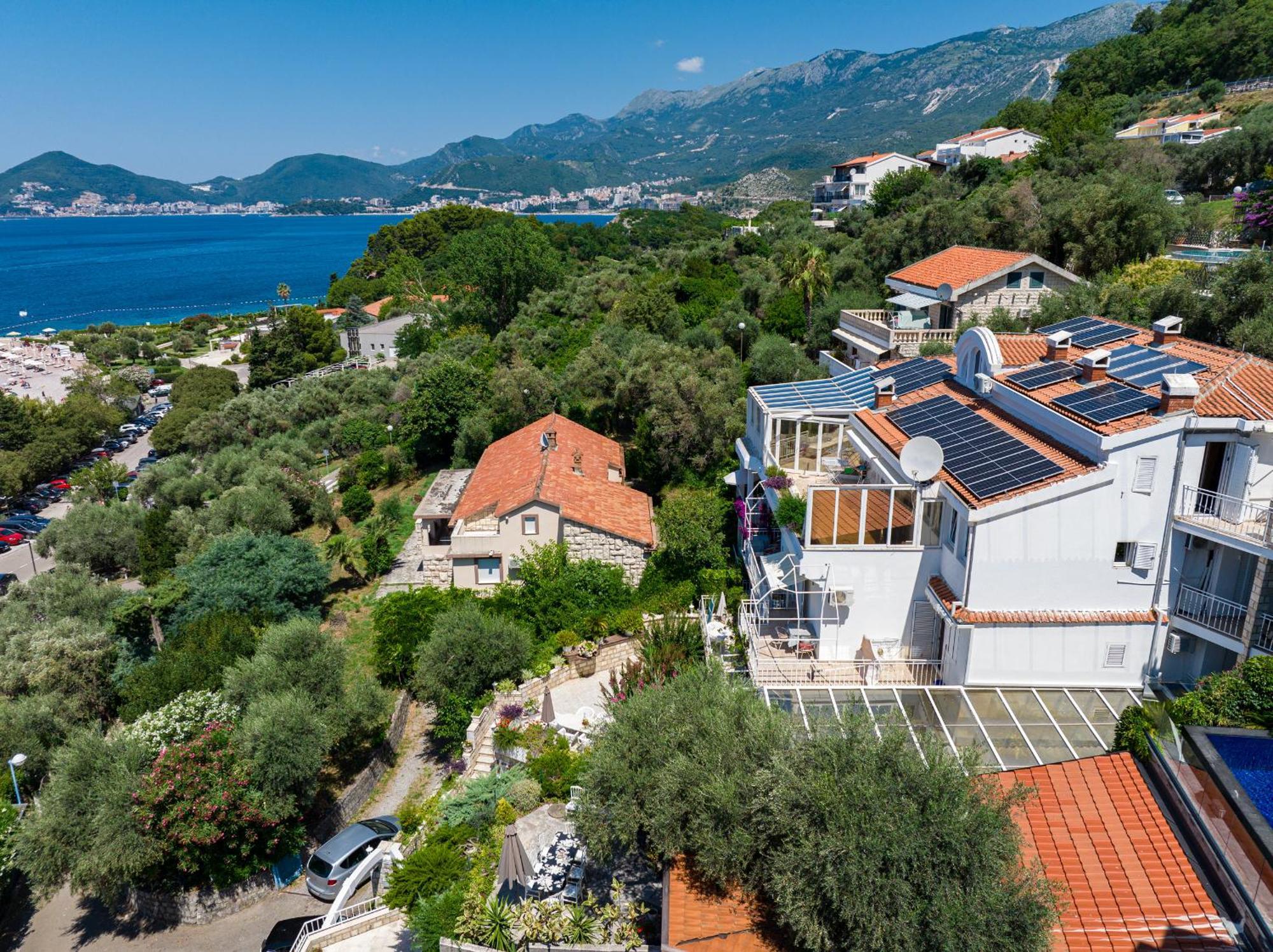 Sun Rose Apartments Sveti Stefan Exteriér fotografie