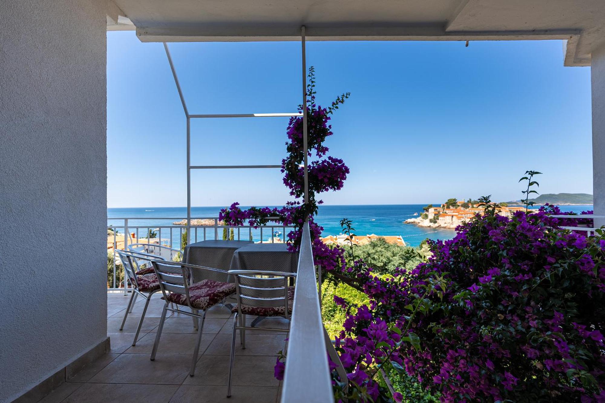 Sun Rose Apartments Sveti Stefan Pokoj fotografie