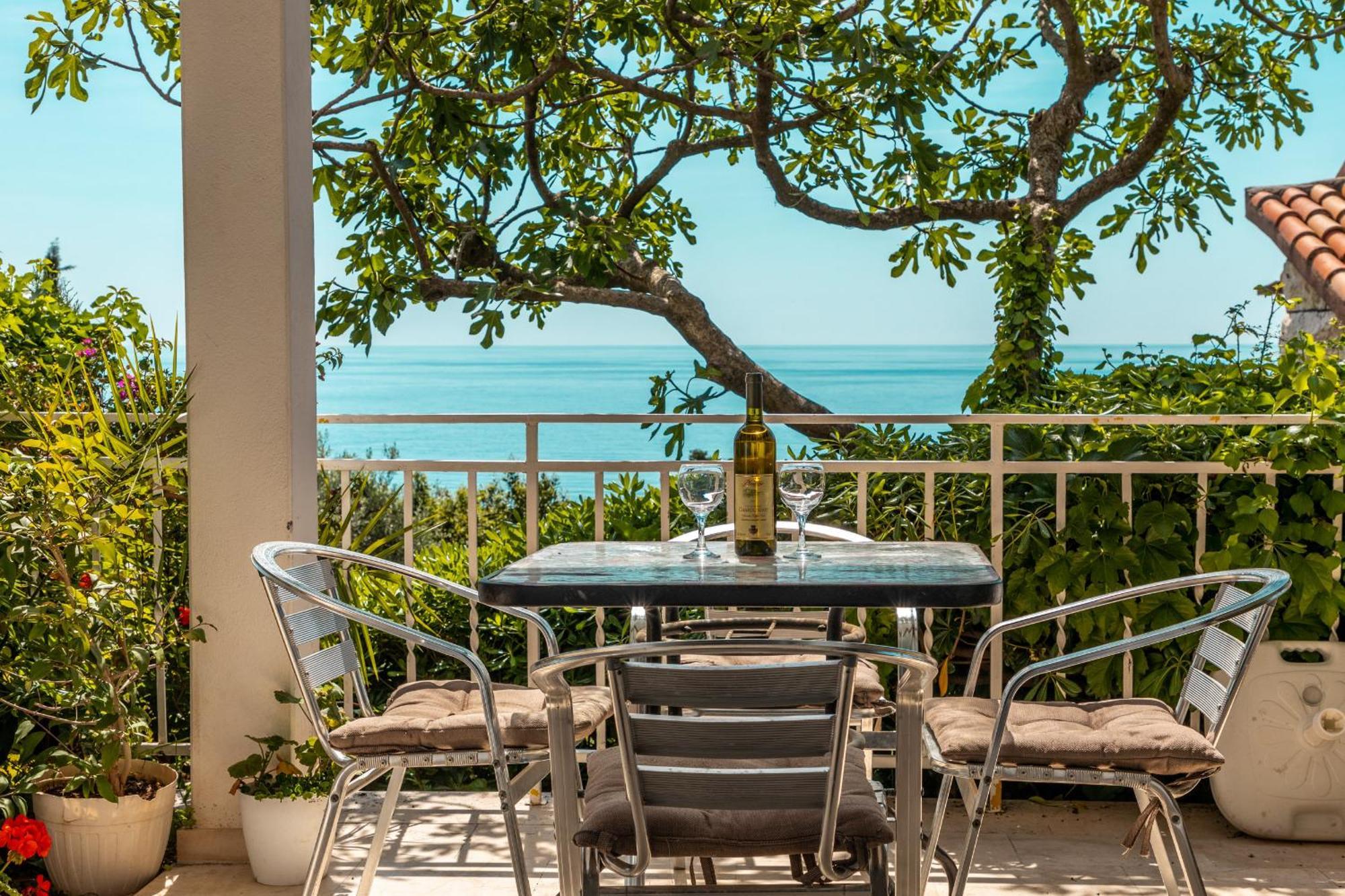 Sun Rose Apartments Sveti Stefan Exteriér fotografie