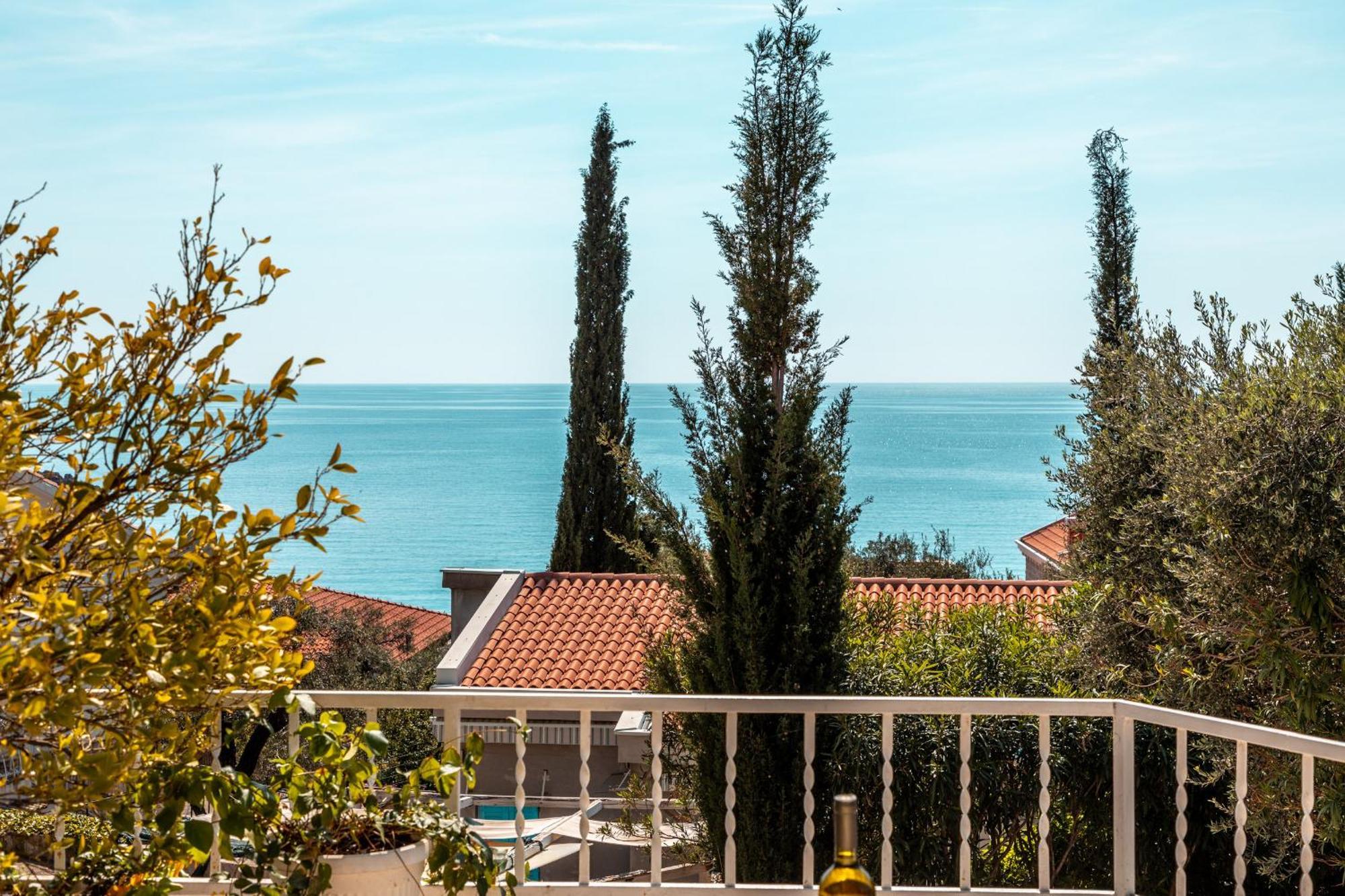 Sun Rose Apartments Sveti Stefan Exteriér fotografie